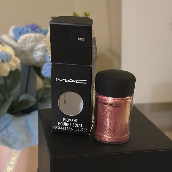 NEW M.A.C Glitter/Pigment - Rose with Copper Sparkle 4.5g - Picture 3 of 6